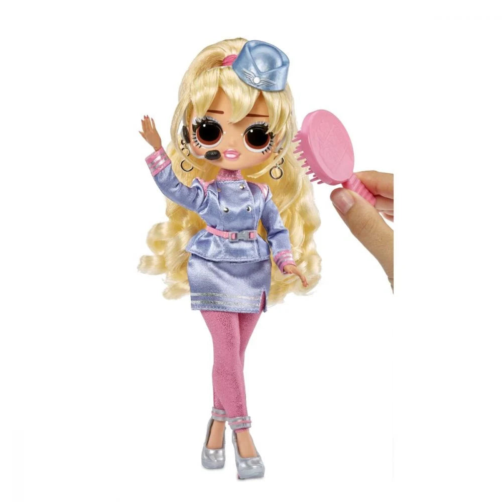 Papusa LOL Surprise OMG World Travel - Fly Gurl cu 15 surprize