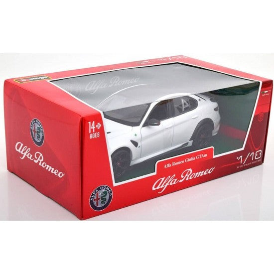 Alfa Romeo Giulia GTAm alba - 1/18 Bburago
