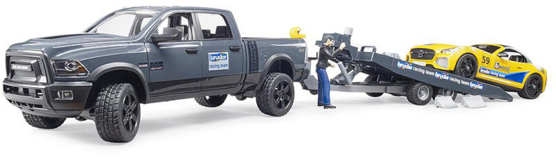 BRUDER 02504 - RAM 2500 Power Wagon cu trailer si masinuta roadster