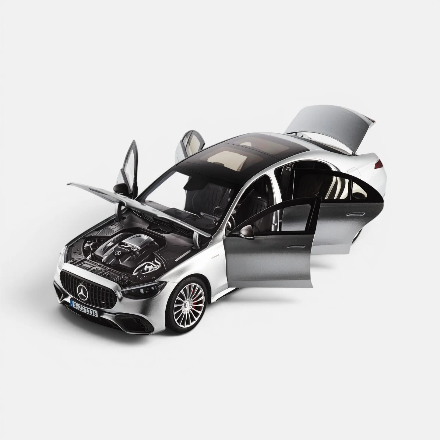 Mercedes AMG C63 S E Performance argintiu - 1/18 NZG