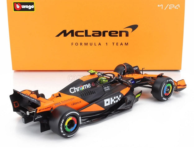 Formula 1 McLaren MCL38 #4 Lando Norris Miami Grand Prix 2024 cu vitrina plexiglass - 1/24 Bburago