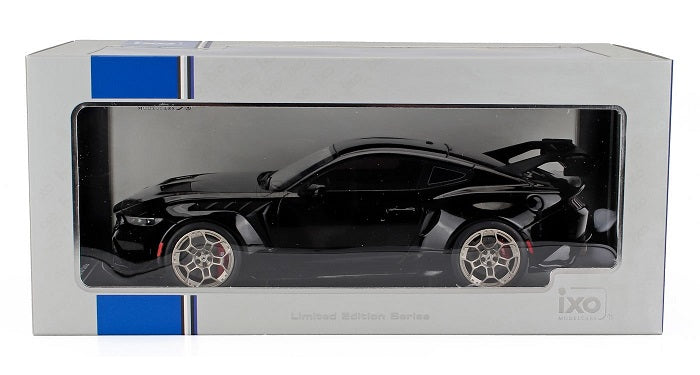 Ford Mustang GTD 2025 negru - 1/18 Ixo Models