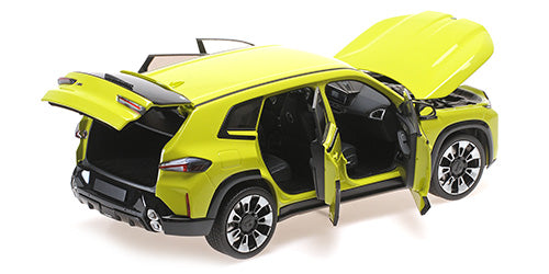 BMW XM 2023 galben - 1/18 Minichamps