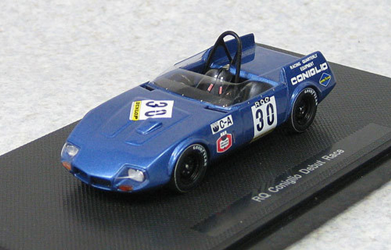 RQ Coniglio Debut Race #30 cu vitrina plexiglass - 1/43 Ebbro