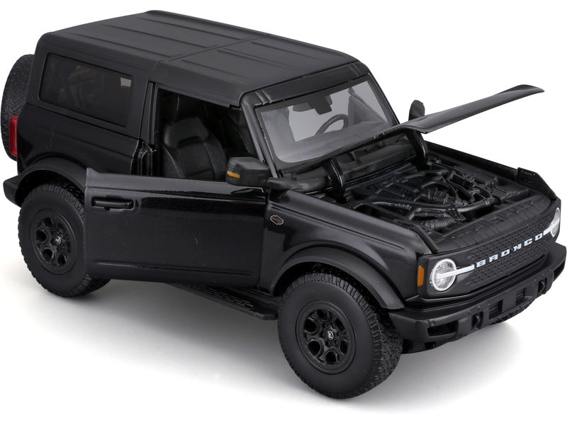 Ford Bronco Wildtrak 2021 negru - 1/18 Maisto