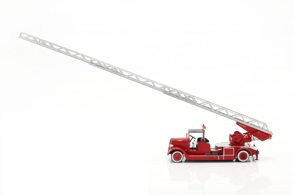 Delahaye Typ 103 Feuerwehr mit Drehleiter rot - 1/43 Altaya