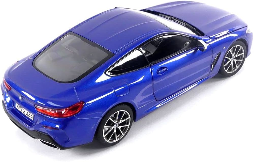 BMW M850i 2018 blue metallic - 1/18 Norev