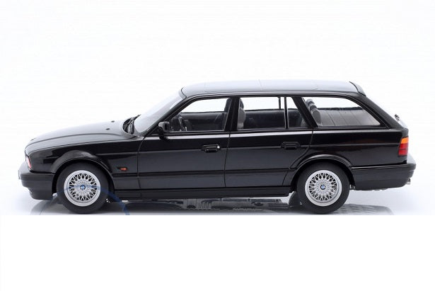 BMW 5-series E34 Touring negru - 1/18 Model Car Group