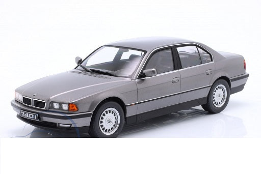 BMW 740i E38 gri - 1/18 KK-Scale