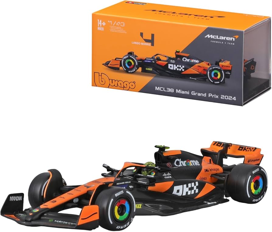 Formula 1 McLaren MCL38 #4 Lando Norris Miami Grand Prix 2024 cu vitrina plexiglass - 1/24 Bburago