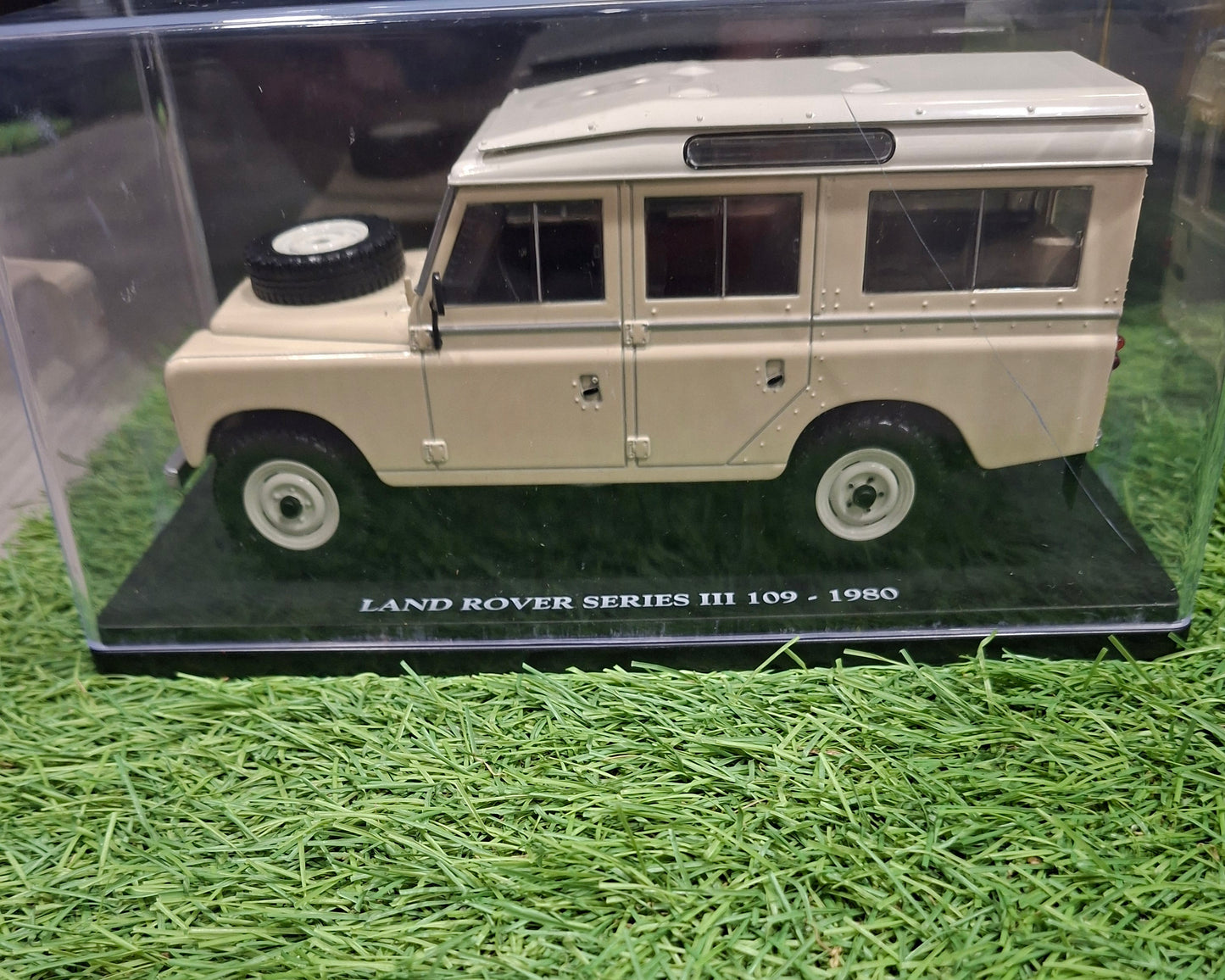 Land Rover Series III 109 - 1980 - 1/24 Altaya