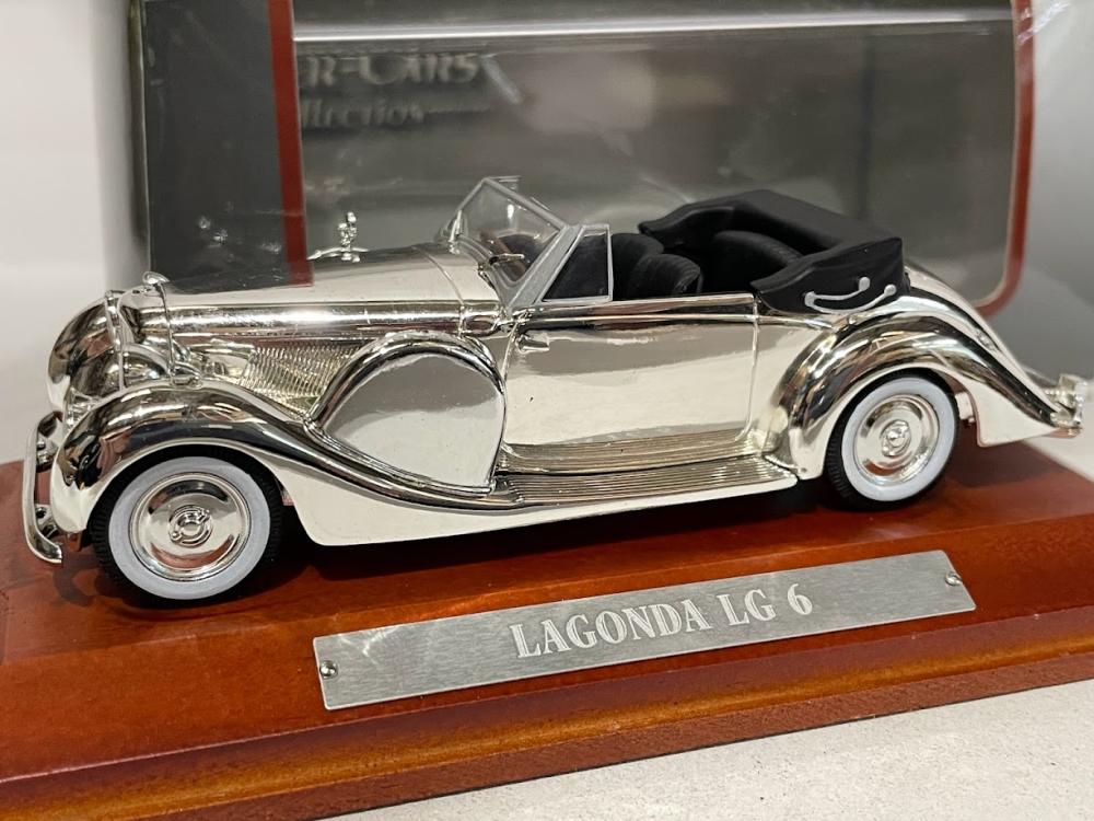 Lagonda LG 6 silver cu vitrina plexiglass (crapata) - 1/43 Atlas Collections
