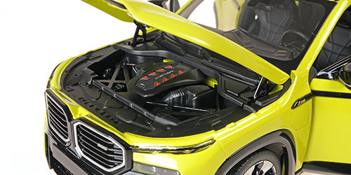 BMW XM 2023 galben - 1/18 Minichamps