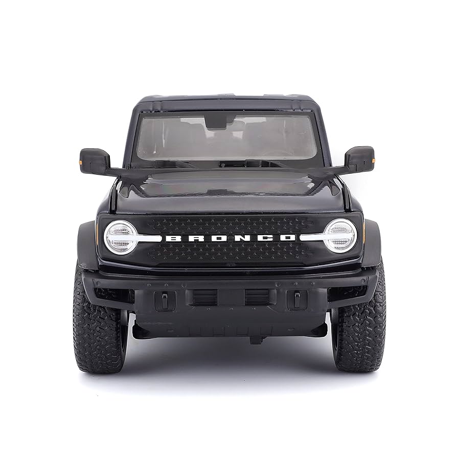 Ford Bronco Wildtrak 2021 negru - 1/18 Maisto