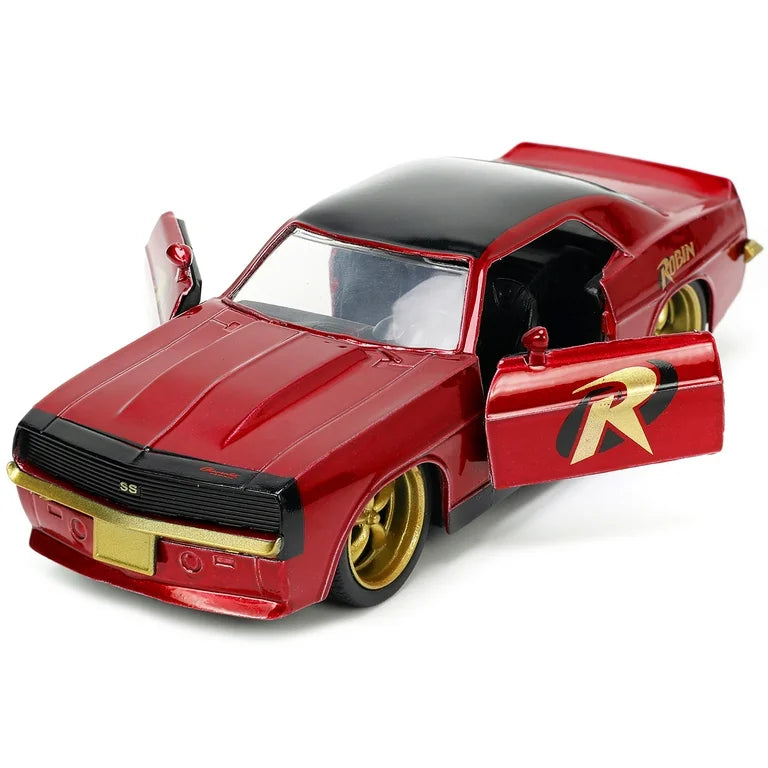Chevrolet Camaro 1969 si figurina Robin - 1/32 Jada