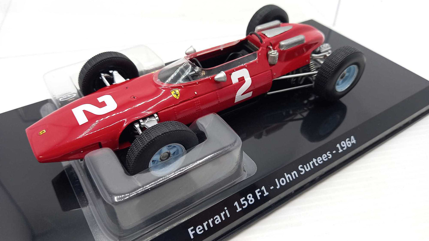 Ferrari 158 F1 - John Surtees 1964 #2 cu vitrina plexiglass - 1/24 Premium Collectibles
