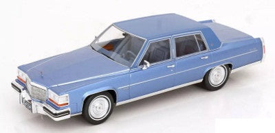 Cadillac Fleetwood Brougham albastru - 1/18 Model Car Group