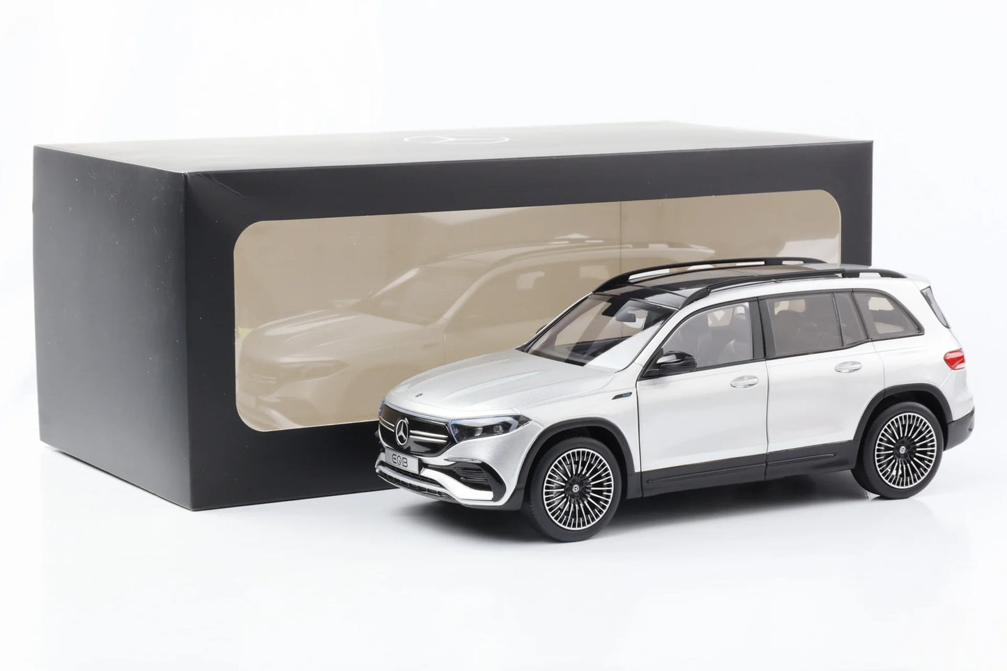 Mercedes-Benz EQB argintiu - 1/18 NZG