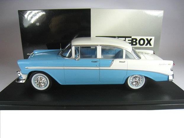 Chevrolet Bel Air bleu/alb - 1/24 Whitebox