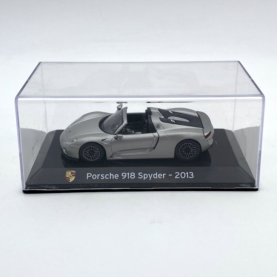 Porsche 918 Spyder 2013 cu vitrina plexiglass - 1/43 Altaya