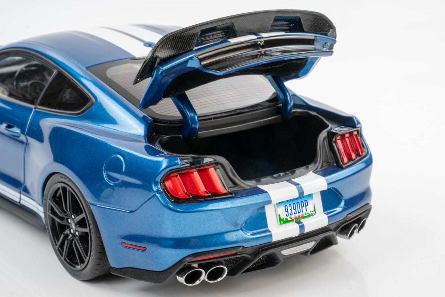 Ford Mustang Shelby GT500 2022 - 1/18 Ixo Modelcars
