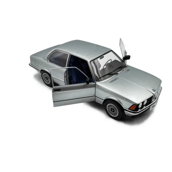 BMW 323i 1980 gri - 1/18 Solido