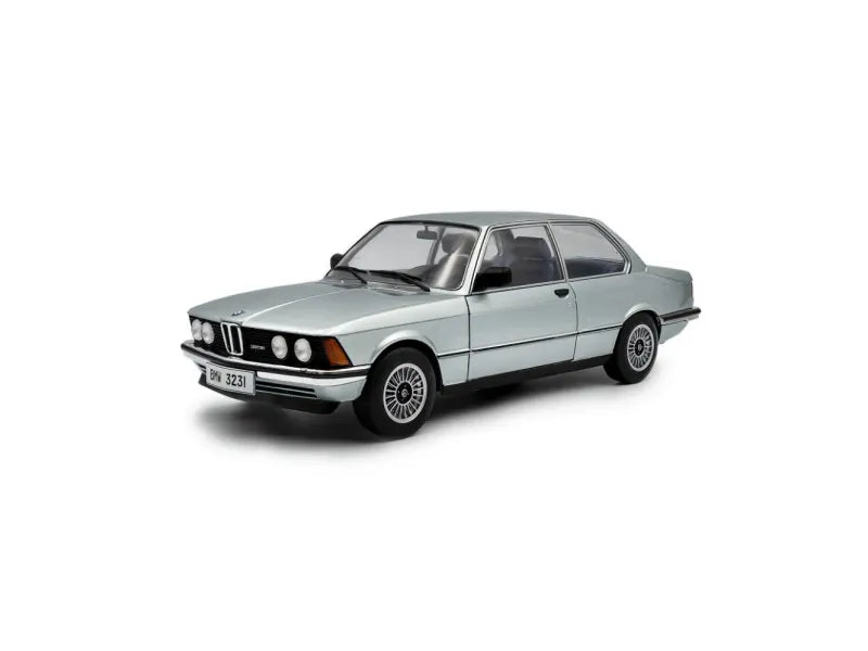 BMW 323i 1980 gri - 1/18 Solido