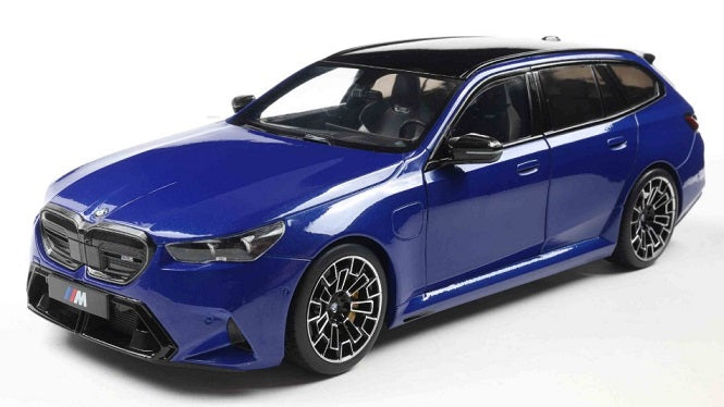 BMW M5 Touring 2025 albastru - 1/18 Solido