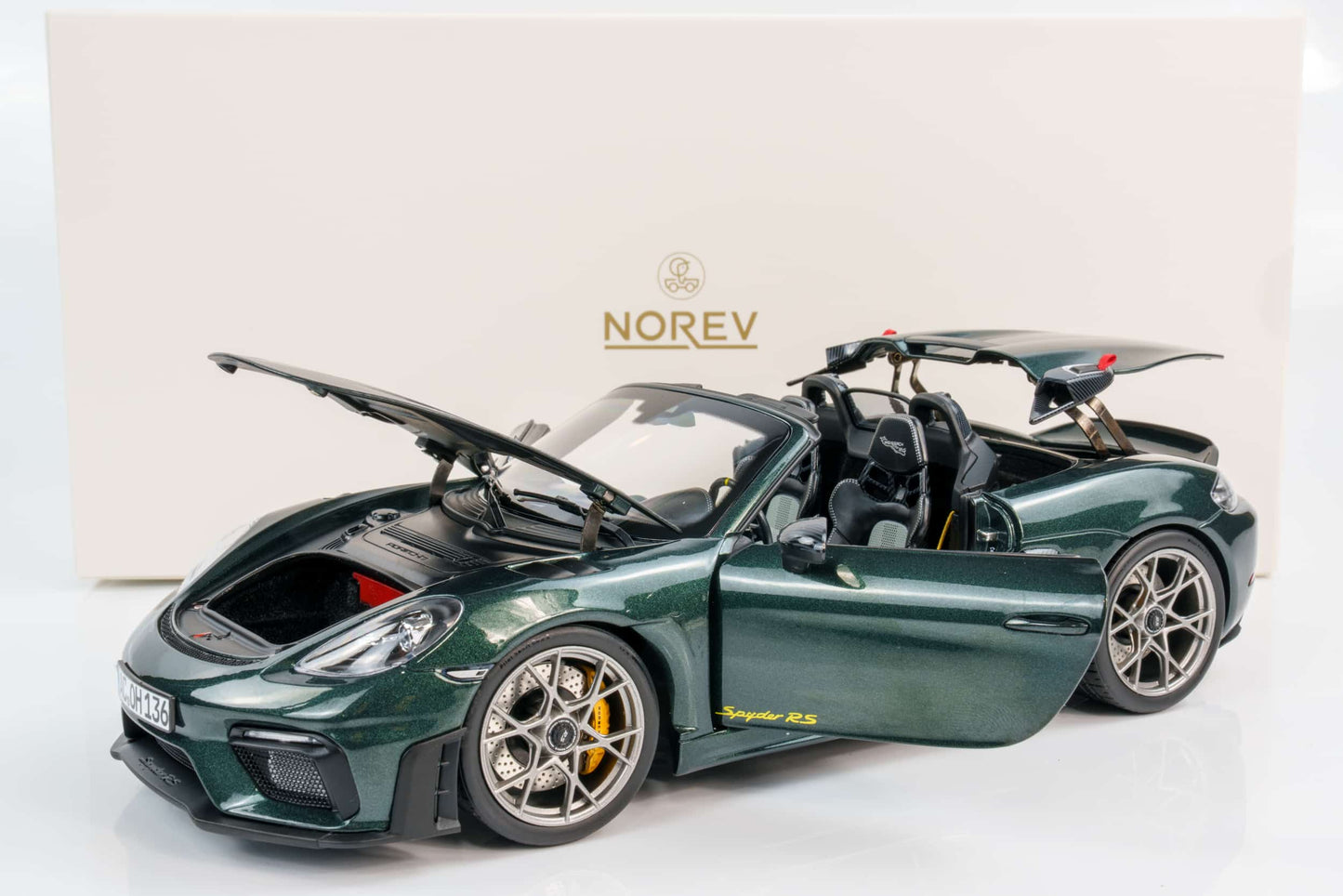 Porsche 718 Spyder RS 2023 weissach pack verde inchis - 1/18 Norev
