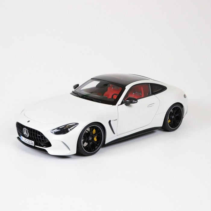 Mercedes AMG GT 63 alb - 1/18 Nzg