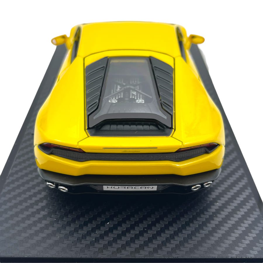 Lamborghini Huracan Zoute Grand Prix 2019 Limited Edition cu vitrina - 1/24 Bburago