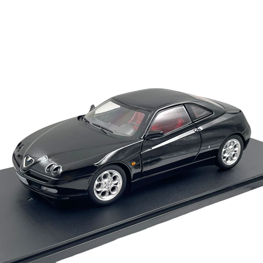 Alfa Romeo GTV 3.0 V6 24v 1998 neagra - 1/18 Mitica