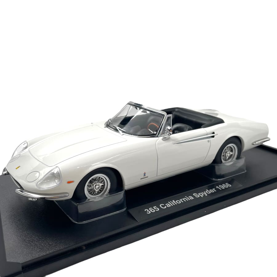 Ferrari 365 California Spyder 1966 alb - 1/18 KK-Scale