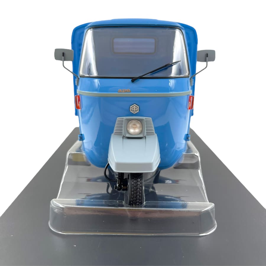Piaggio Ape P501 Year 1979 albastra cu vitrina plexiglass - 1/18 Mitica