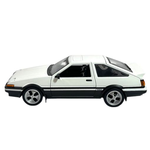 Toyota Sprinter Trueno AE86 alb/negru - 1/24 Maisto