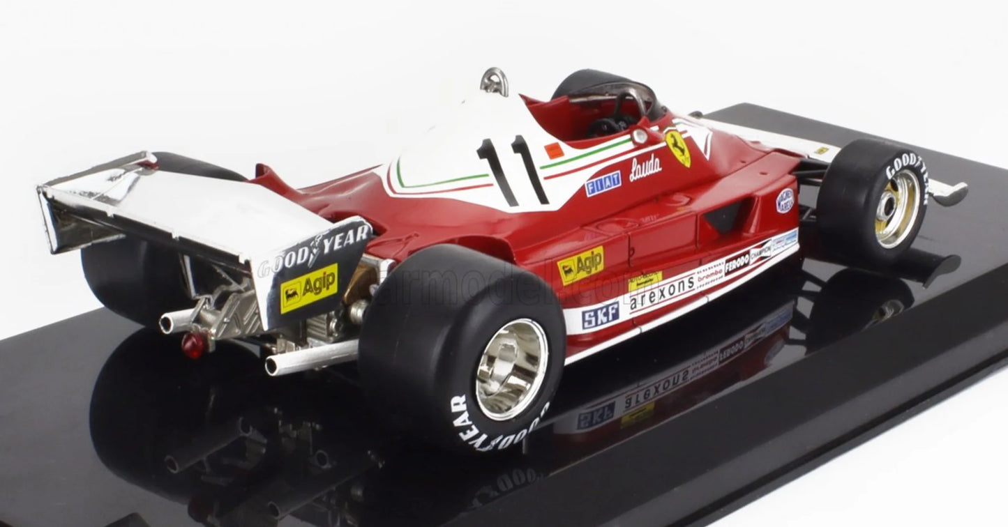Formula 1 Ferrari 312 T2 - Niki Lauda 1977 #11 cu vitrina plexiglass - 1/24 Premium Collectibles