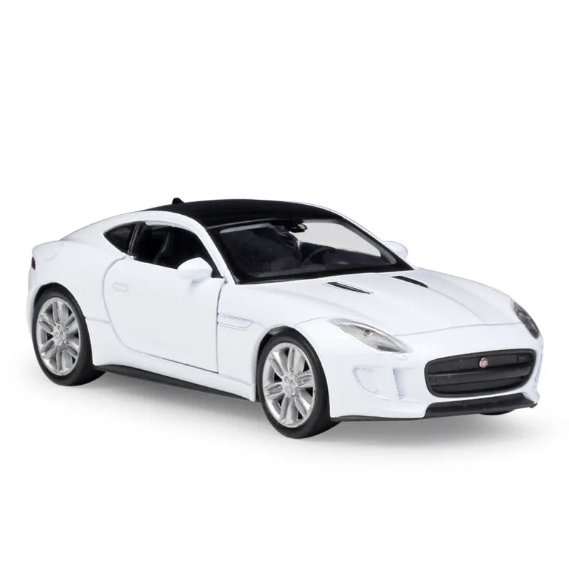 Jaguar F-Type Coupe alb - 1/34 Welly