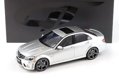 Mercedes C63 AMG sedan MKI gri - 1/18 GT Spirit