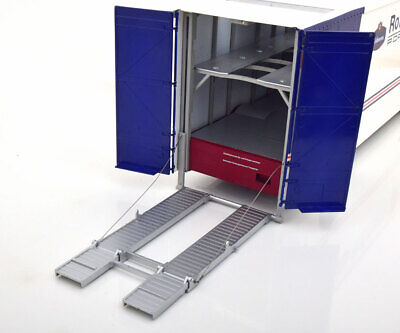 Mercedes O317 Rothmans Transporter - 1/18 CMR