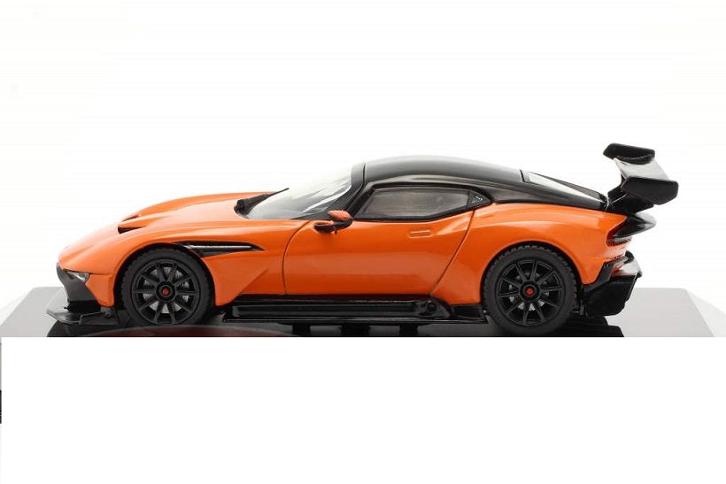 Aston Martin Vulcan 2015 cu vitrina plexiglass - 1/43 Altaya