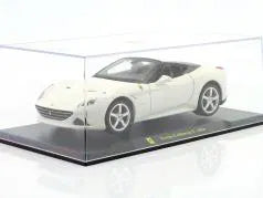 Ferrari California T 2014 Alb cu vitrina plexiglass - 1/24 Bburago