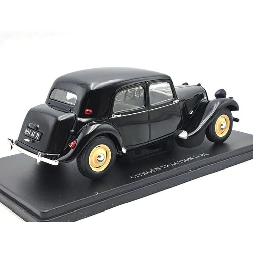Citroen Traction 11 BL - 1/24 Edicola