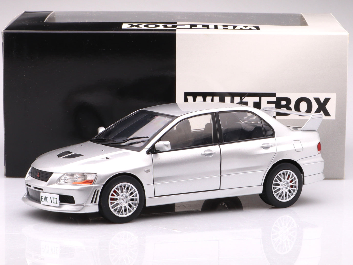 Mitsubishi Lancer Evolution VII - 1/24 Whitebox