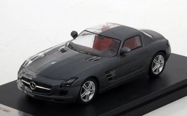 Mercedes SLS Amg 2011 cu vitrina plexiglass - 1/43 IxoModels