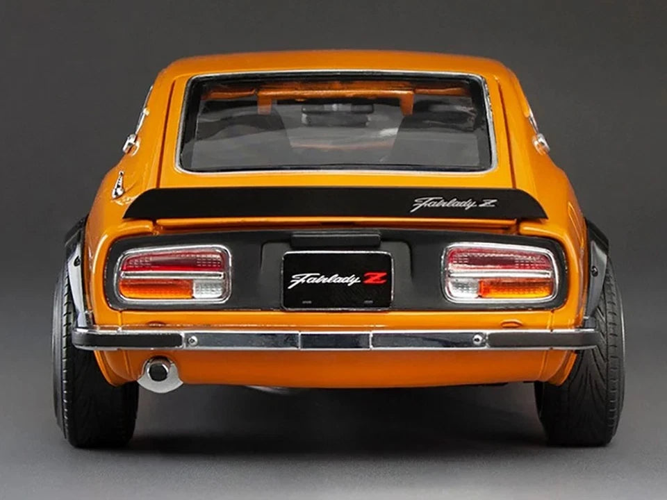 Datsun Fairlady Z 1971 orange - 1/18 Sun Star