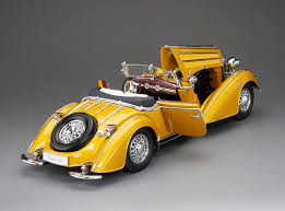 Horch 855 Roadster gold 1939 - 1/18 Sun Star