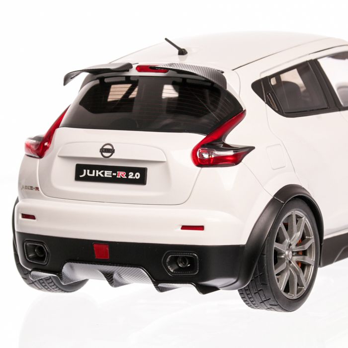 NISSAN JUKE-R 2.0