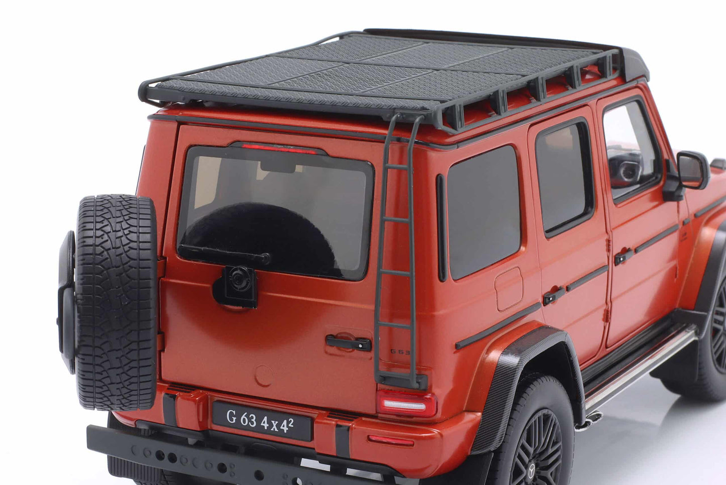Mercedes-Benz AMG G63 W463 4x4 2022 copper orange magno - 1/18 IScale