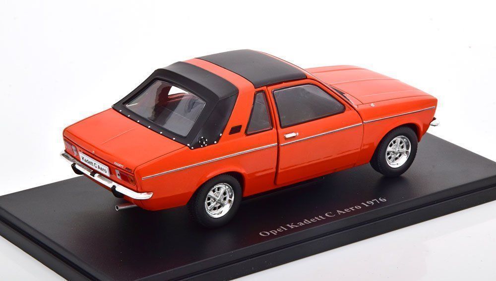 Opel Kadett C Aero 1976 - 1/24 Hachette.