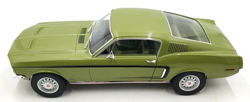 Ford Mustang Fastback GT 1968 verde - 1/12 Norev